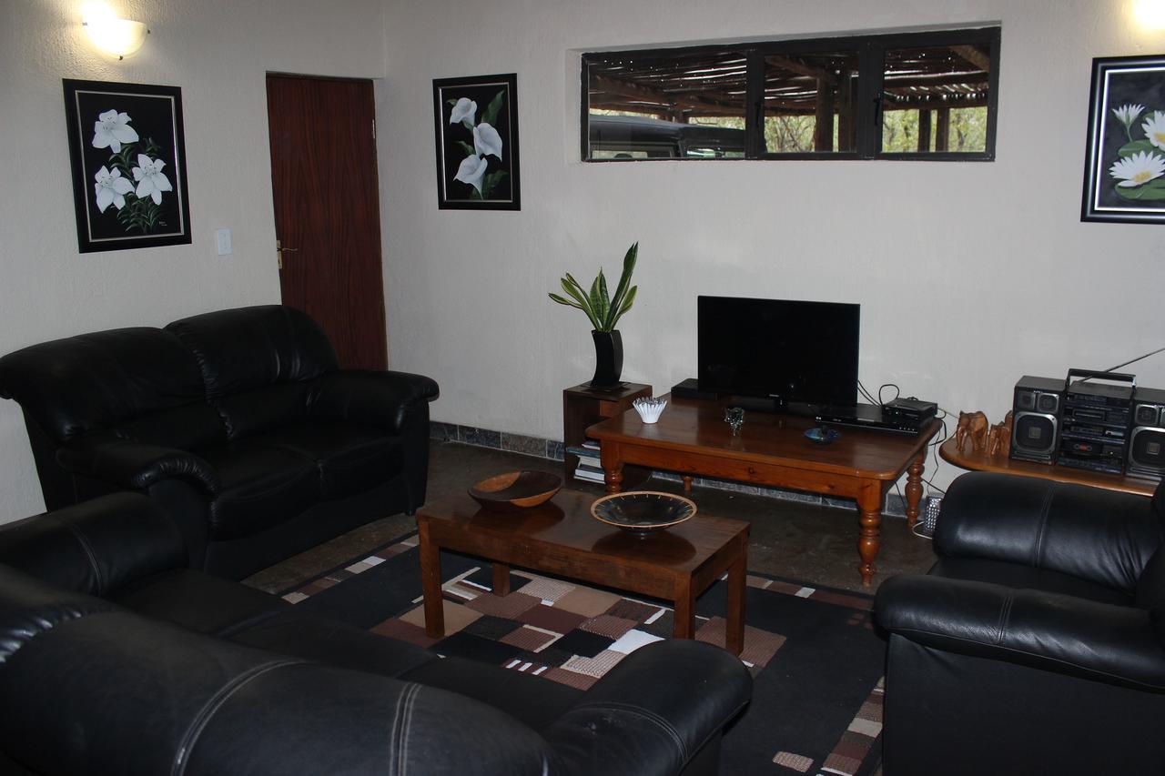Woodpecker Lodge B&B Hoedspruit Extérieur photo