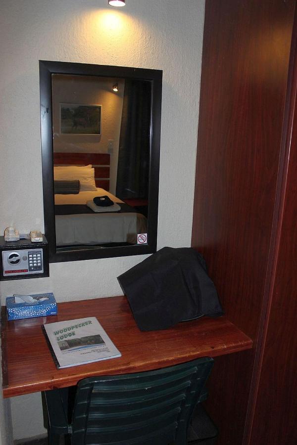 Woodpecker Lodge B&B Hoedspruit Extérieur photo